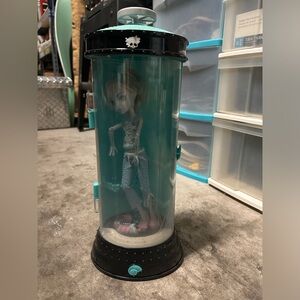 Monster High “Hydration Station”